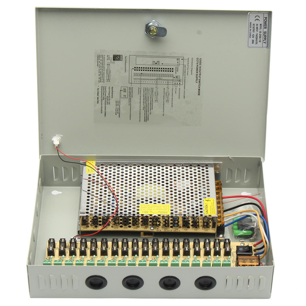Boite d'alimentation/distribution electrique 12V - 20A - 18 Sorties